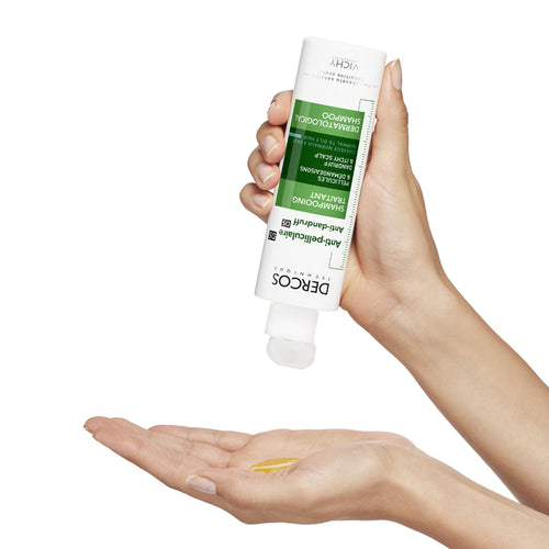 Vichy Dercos Anti-Dandruff - Normal to Oily Hair Shampoo Texture Hand